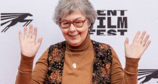 Sylvia Vanden Heede LKJHGYuè!è§tyg