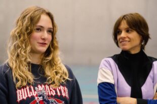 We Love Cinema sprak met Veerle Baetens en haar debuterende dochter Billie Vlegels. Zij aan zij vertolken ze de hoofdrollen in de ontroerende debuutfilm 'Comeback'